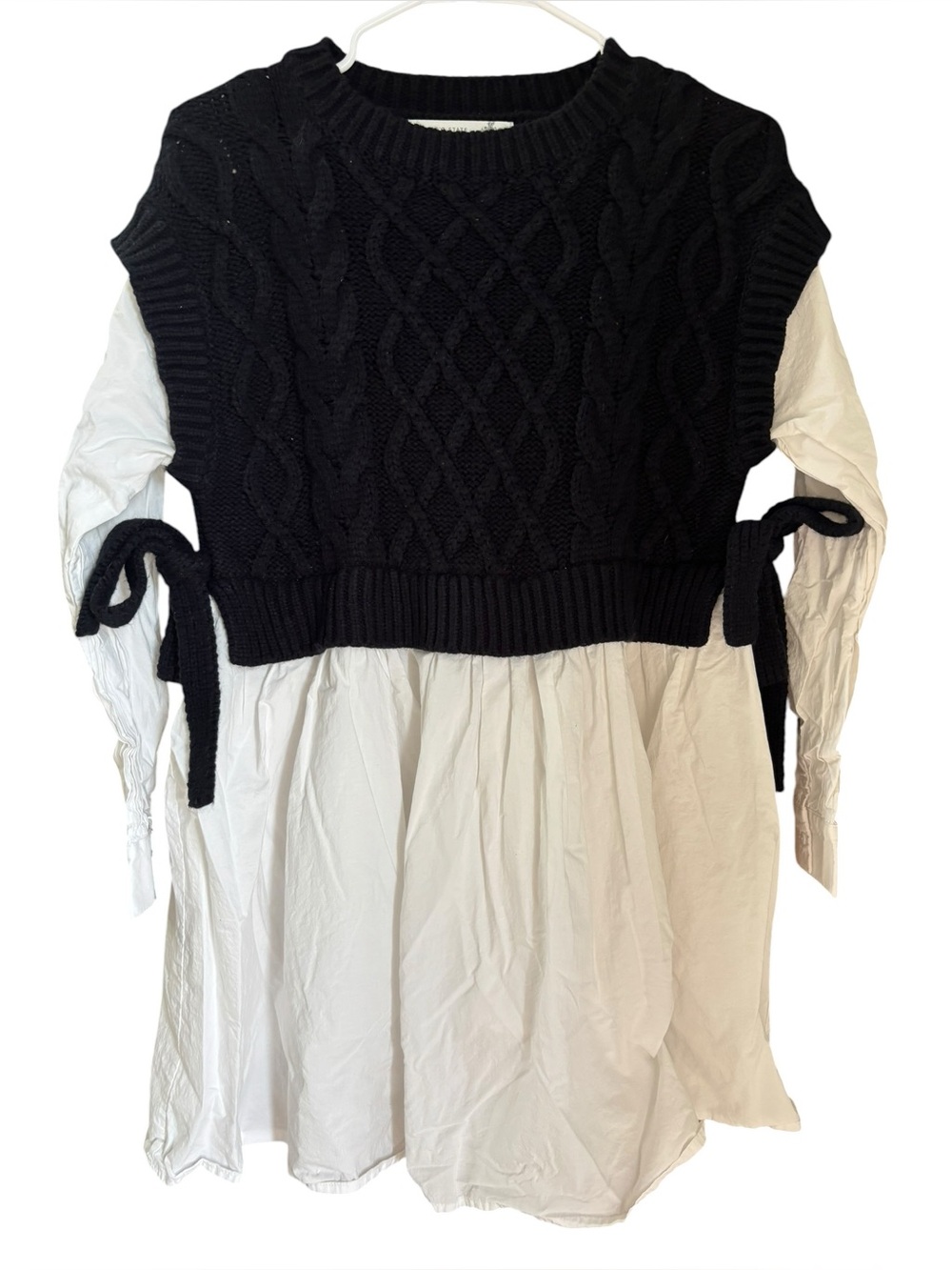 Altar'd State Women's Black Cable-Knit Tie-Side Sweater‎ Vest Size XS